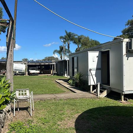 Gundy Pub & Caravan Park Gundiah Екстериор снимка